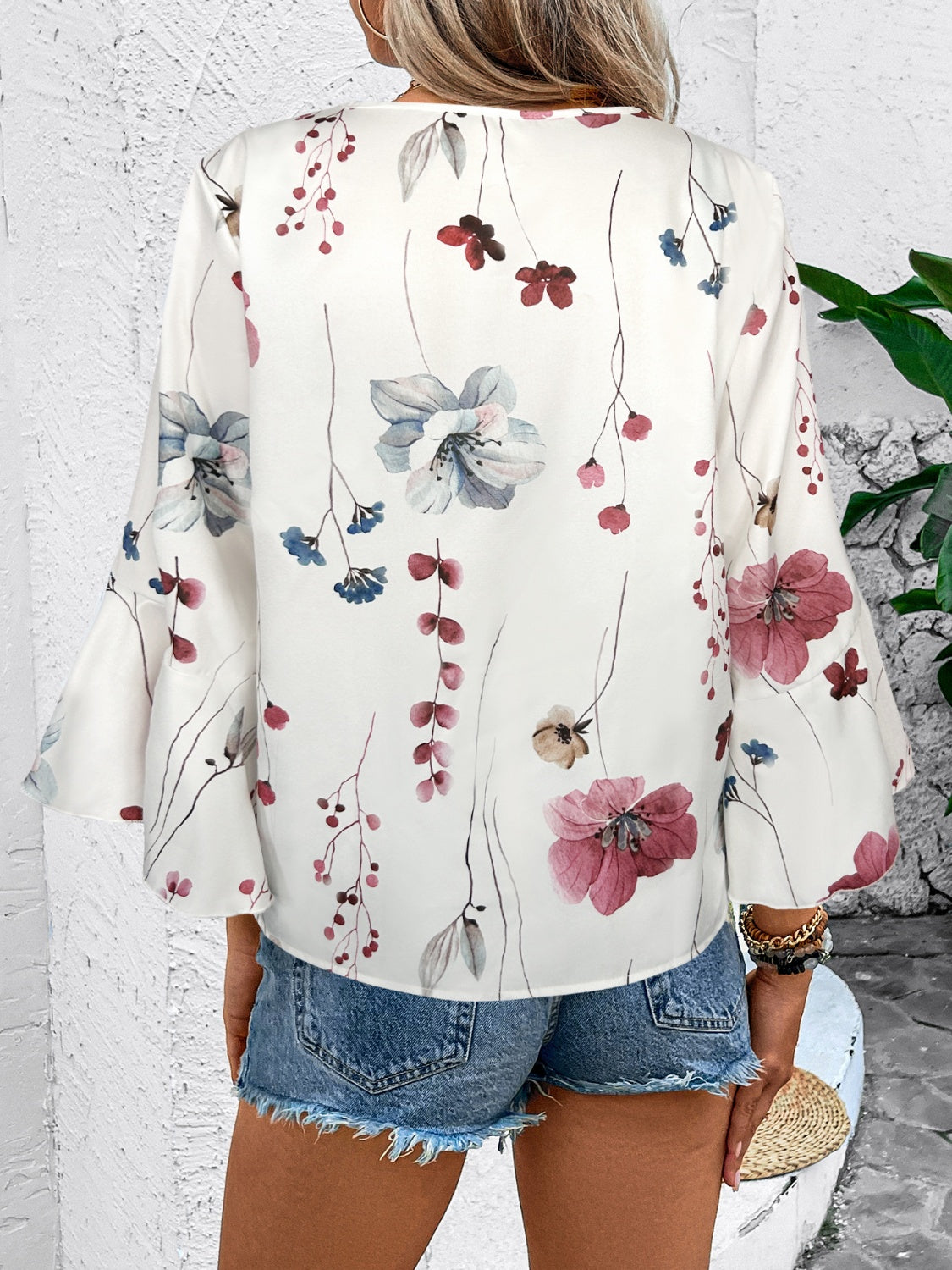 Ruffled Printed V-Neck Half Sleeve Blouse – product image 10
