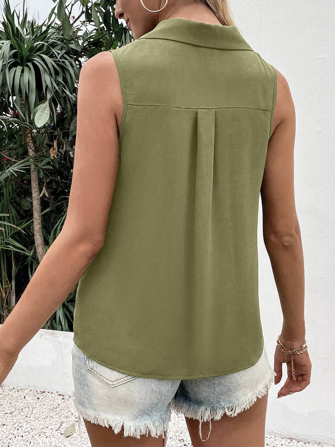 Full Size Johnny Collar Button Up Tank – product image 2
