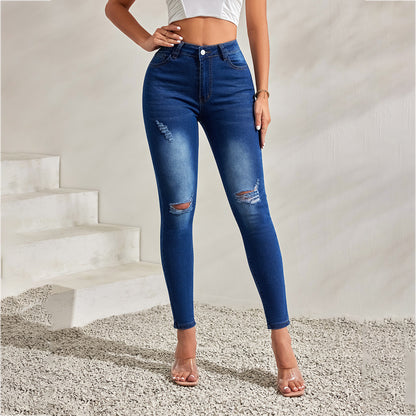 Women's Low-Waist Versatile Casual Slim-Fit Ripped Jeans With A Slight Stretch