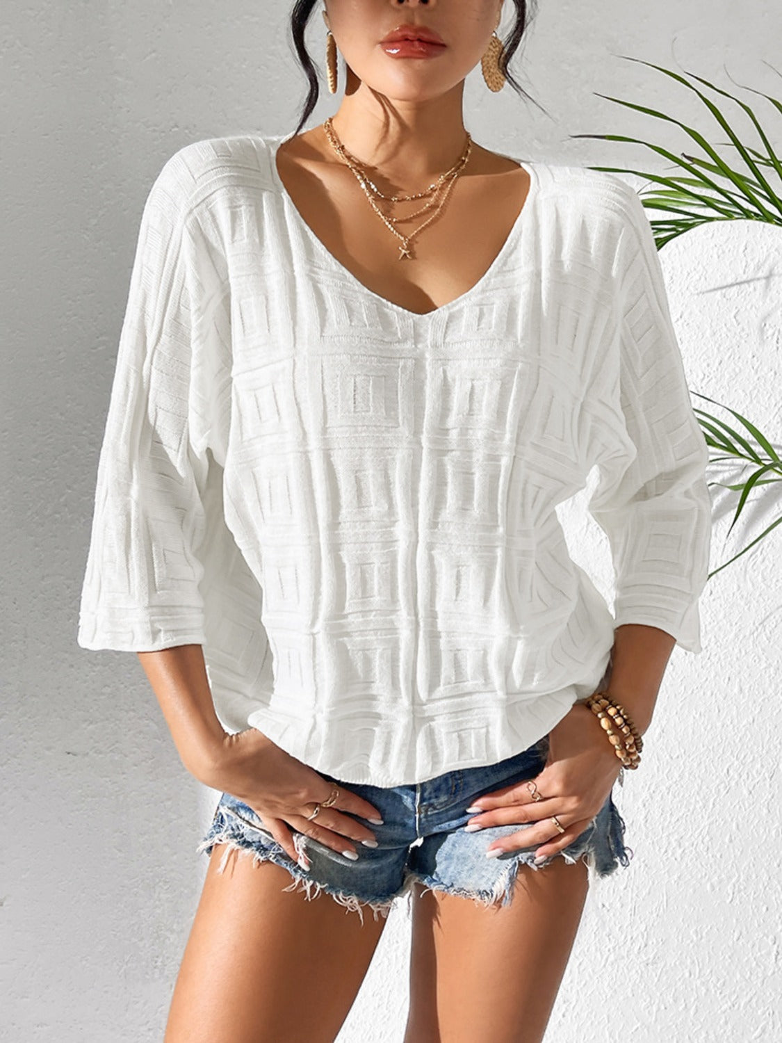 V-Neck Three-Quarter Sleeve Knit Top – product image 5