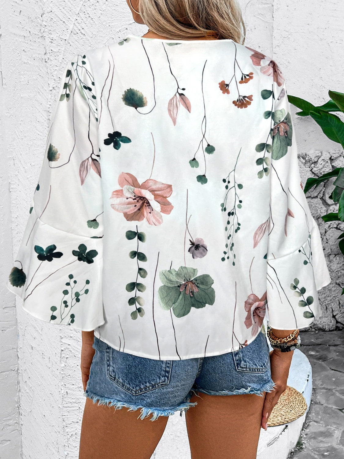 Ruffled Printed V-Neck Half Sleeve Blouse – product image 7