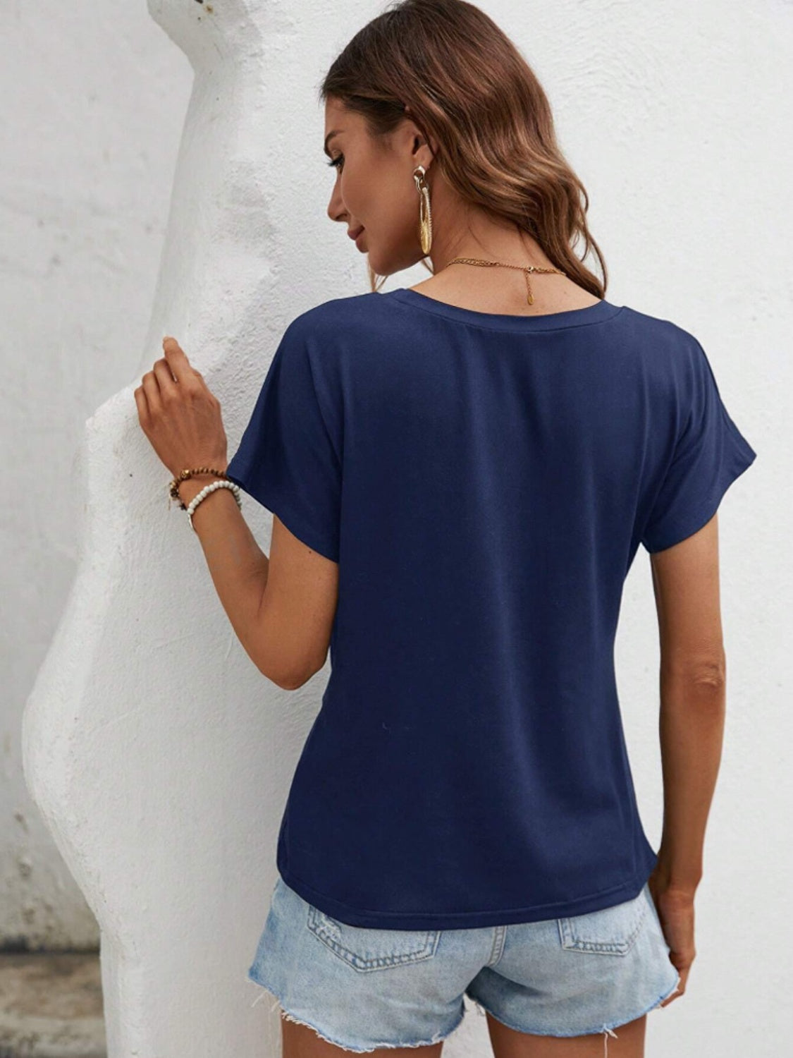Asymmetric Hem Round Neck T-Shirt – product image 11