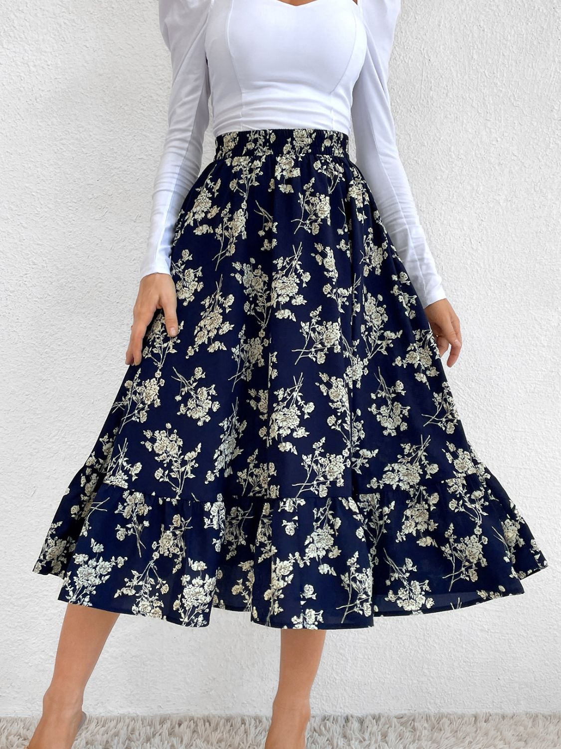 Printed Elastic Waist Midi Skirt – product image 18
