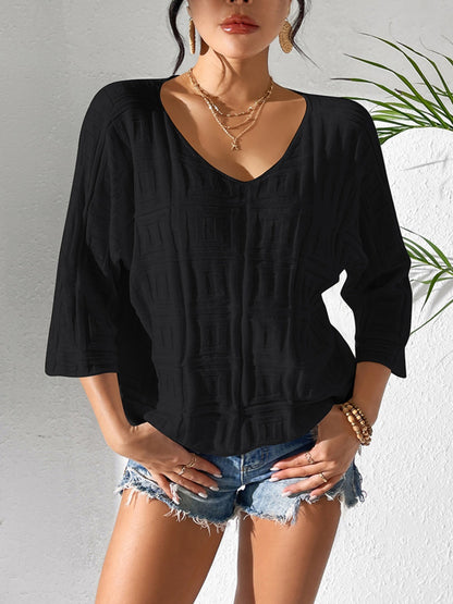 V-Neck Three-Quarter Sleeve Knit Top – product image 10