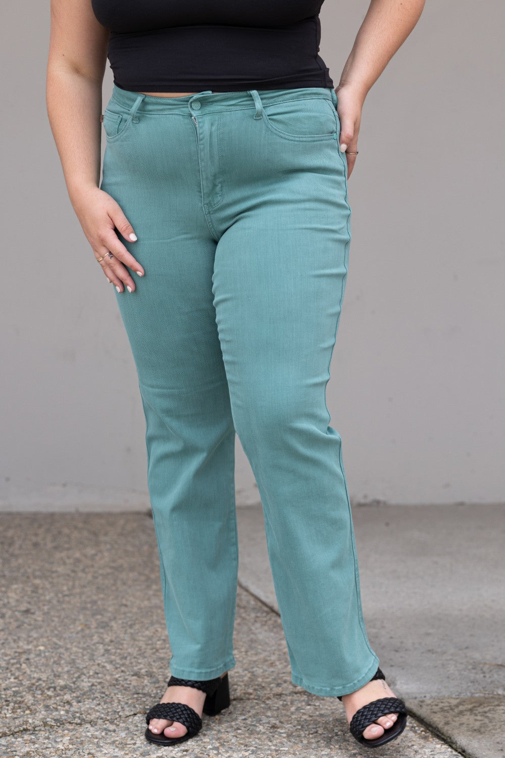 Judy Blue Full Size Straight Leg Pocket Jeans