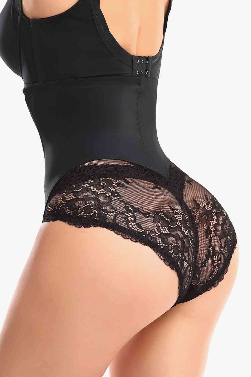 Full Size Spliced Lace Pull-On Shaping Shorts – product image 2