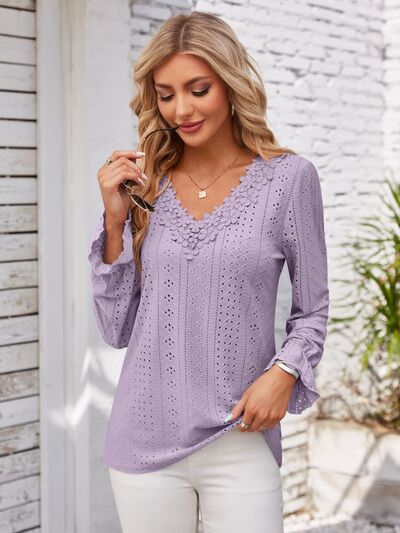 Applique V-Neck Flounce Sleeve T-Shirt – product image 1